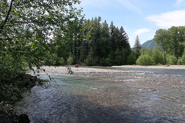 Cowlitz river public access - 10