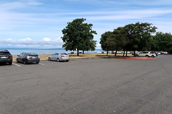 Golden Gardens Blvd Waterside road - 19