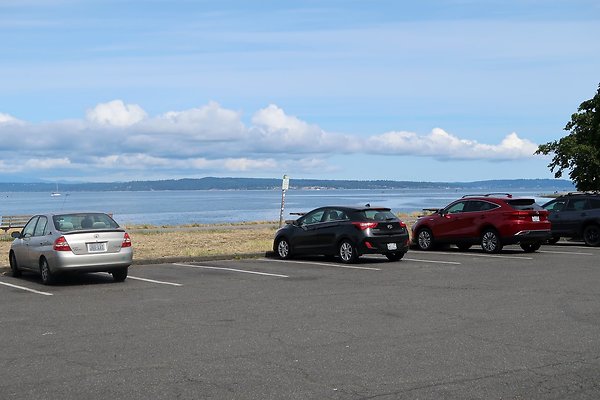 Golden Gardens Blvd Waterside road - 24