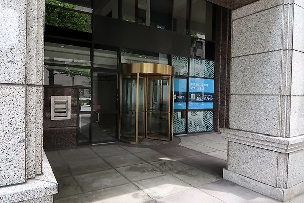 2nd and Spring Selig Properties - 28