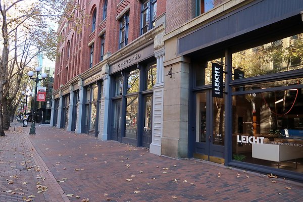 PioneerSquare streetlevel - 97