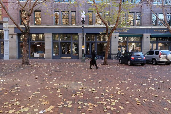 PioneerSquare streetlevel - 137