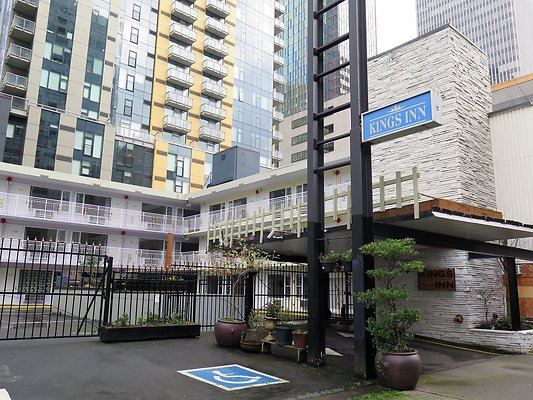 5th Ave Belltown - 28