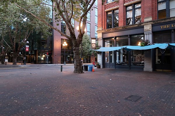 Occidental Square pioneer Square - 122