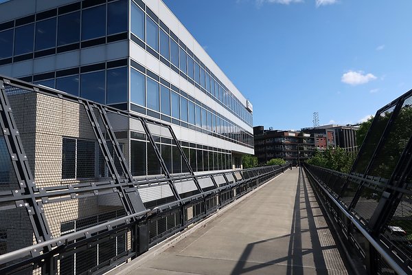333 Elliott Ave EXT Thomas St Ped Bridge - 27