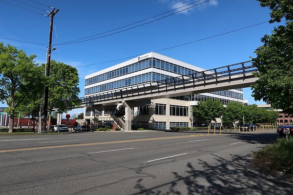 333 Elliott Ave EXT Thomas St Ped Bridge - 5