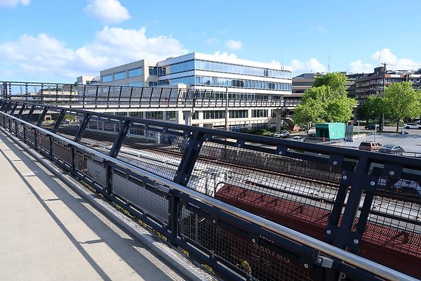 333 Elliott Ave EXT Thomas St Ped Bridge - 50