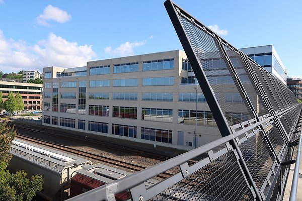 333 Elliott Ave EXT Thomas St Ped Bridge - 34