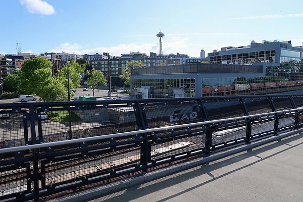 333 Elliott Ave EXT Thomas St Ped Bridge - 39
