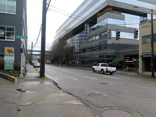 Elliott ave streets - 148