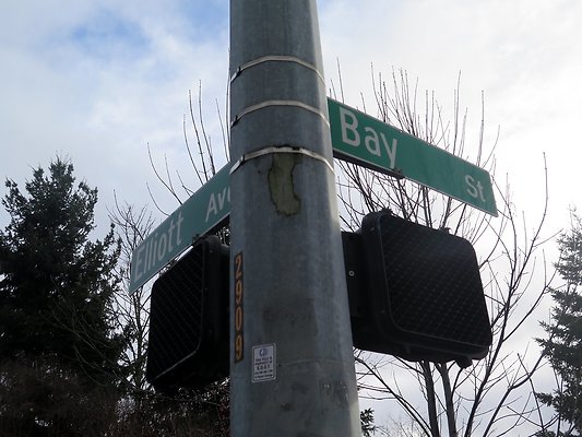 Elliott ave streets - 102