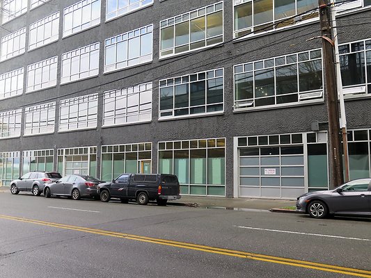 Elliott ave streets - 132