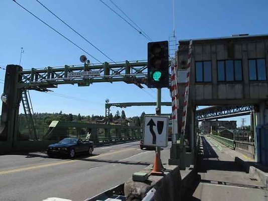 UniversityBridgea27