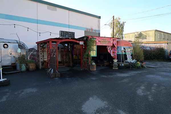 Georgetown Small City - 26