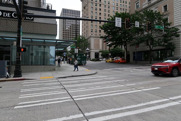 4th Ave streets 2025 - 76