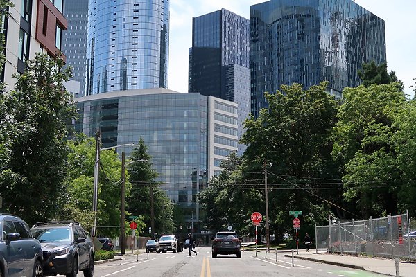 9th and Thomas Streets 2025 - 15