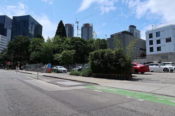9th and Thomas Streets 2025 - 10