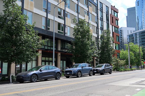 9th and Thomas Streets 2025 - 21