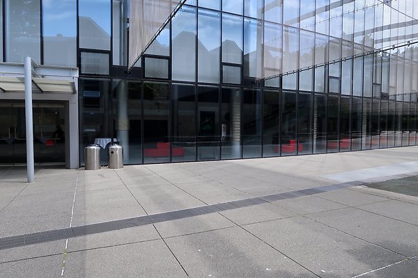 McCaw Hall Ext car placemennt 2025 - 75