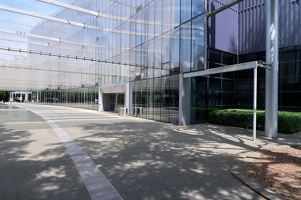 McCaw Hall Ext car placemennt 2025 - 51