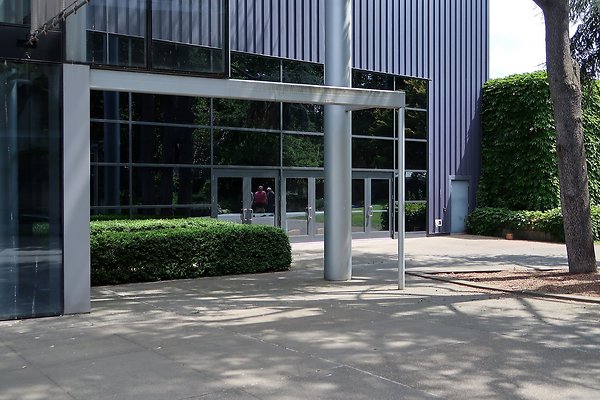 McCaw Hall Ext car placemennt 2025 - 57