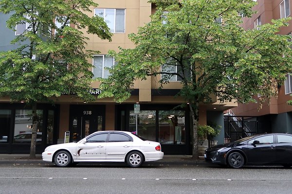 110th Ave NE Bellevue streets 2025 - 7