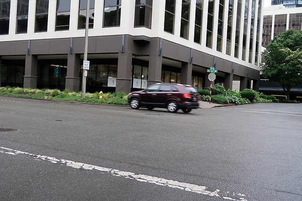 110th Ave NE Bellevue streets 2025 - 17