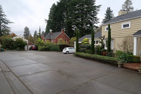Laurelhurst drone shot - 258
