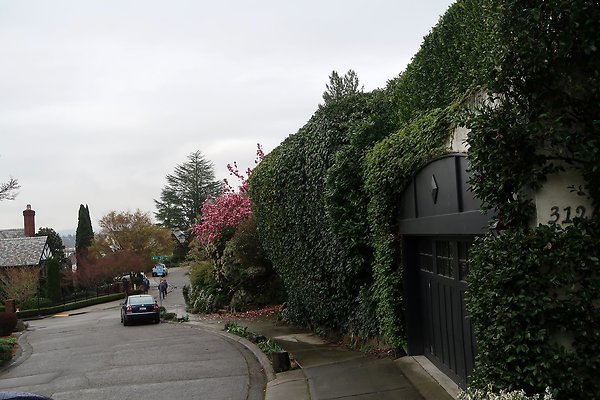 Laurelhurst drone shot - 41