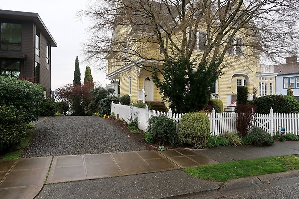 Laurelhurst drone shot - 15