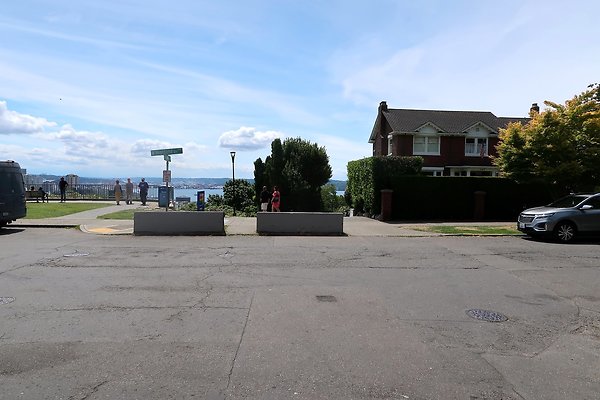Kerry Park Car Placement 2025 - 30