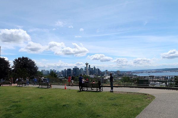 Kerry Park Car Placement 2025 - 40
