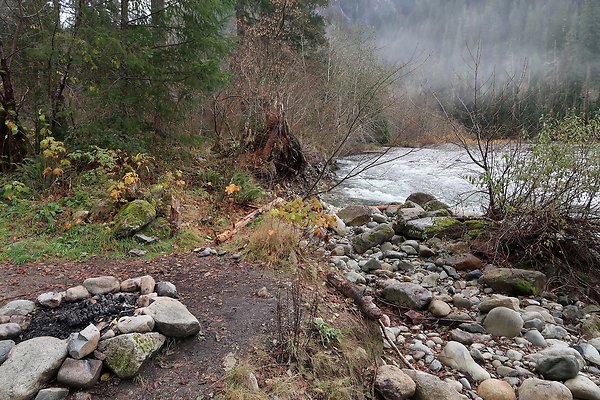 Middle Fork Campsite 2 - 20