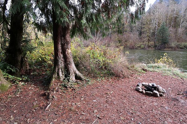 Middle Fork Campsite 1 - 21
