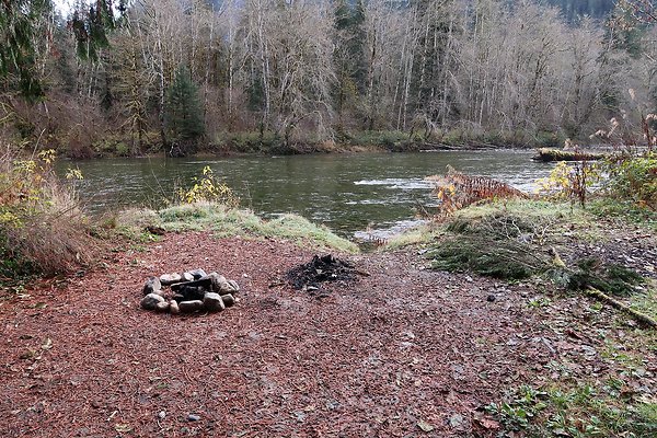 Middle Fork Campsite 1 - 22