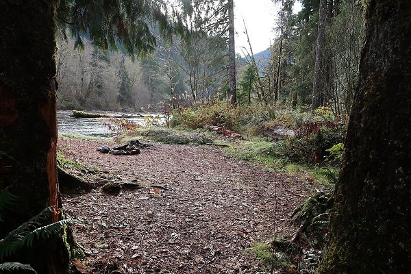 Middle Fork Campsite 1 - 18