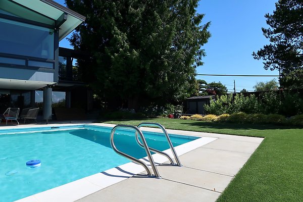 Seattle Mid Century Modern Pool House Ext 2025 - 14