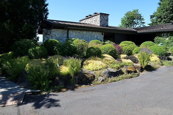 Seattle Mid Century Modern Pool House Ext 2025 - 47