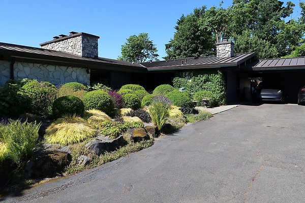 Seattle Mid Century Modern Pool House Ext 2025 - 48