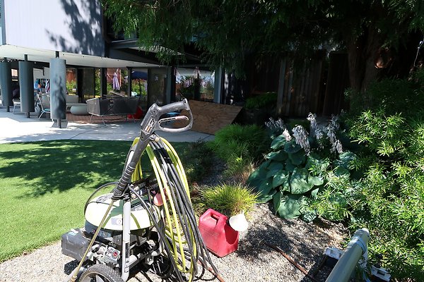 Seattle Mid Century Modern Pool House Ext 2025 - 4