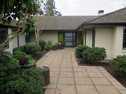 GRAND EVERETT - 23