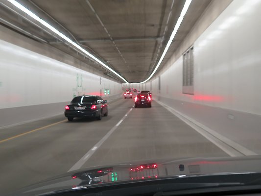 SR99 tunnel - 44