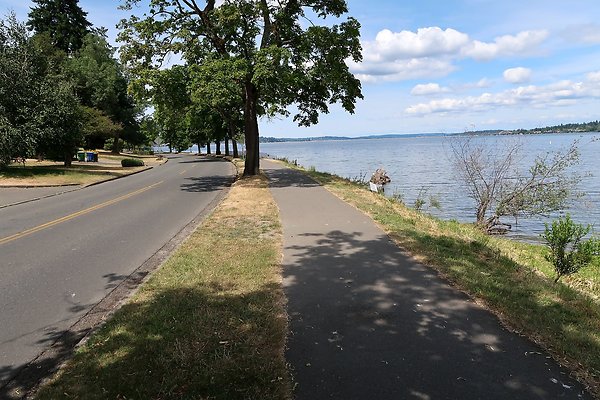 Lake Washington Blvd Waterside road 2025 - 22