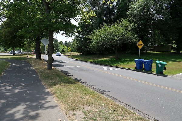 Lake Washington Blvd Waterside road 2025 - 18