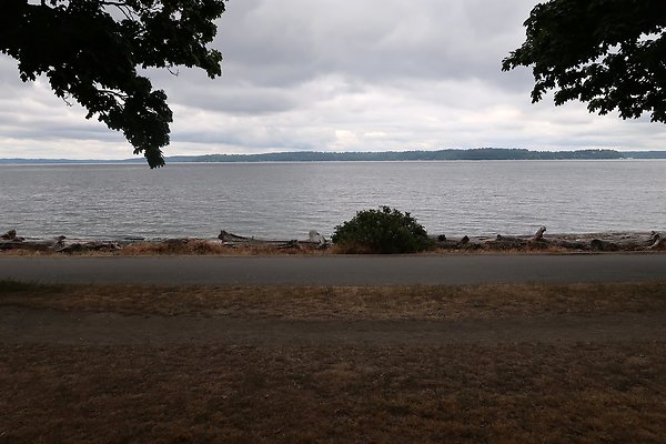 Lincoln Park Waterside road 2025 - 89