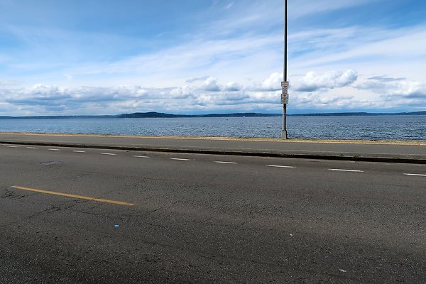 Alki Ave waterside road 2025 - 86