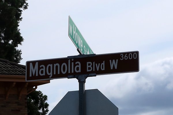 Magnolia Blvd Waterside Road - 64