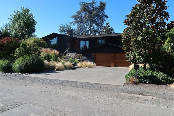 3823 McGilvra Madison Park House - 10