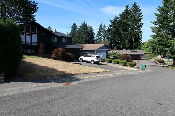 12737 NE 112th St Kirkland House EXT - 71