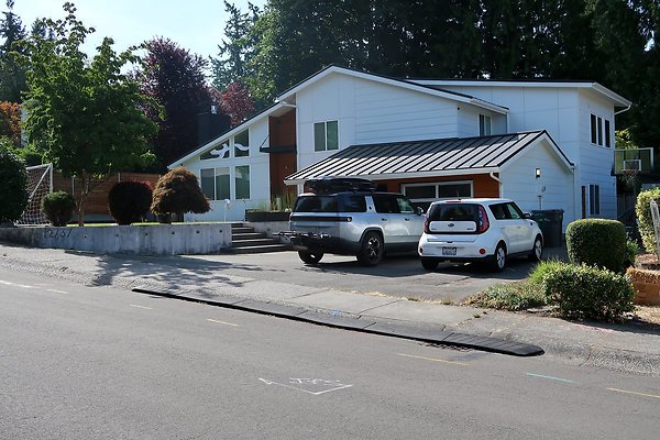 12737 NE 112th St Kirkland House EXT